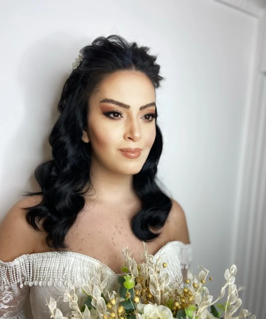 Bahar Yazıcıer Saç Tasarım