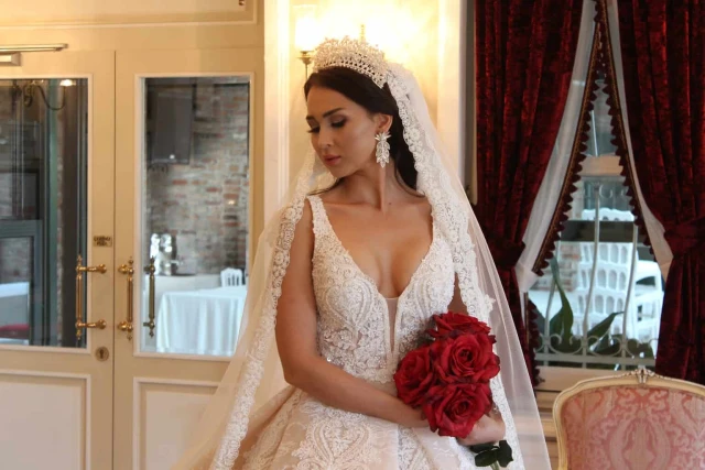 Pınar Gelinlik
