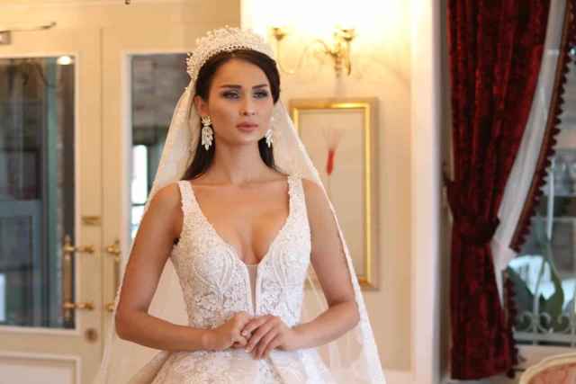 Pınar Gelinlik