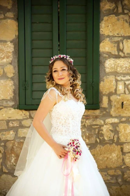 Nayla Sposa