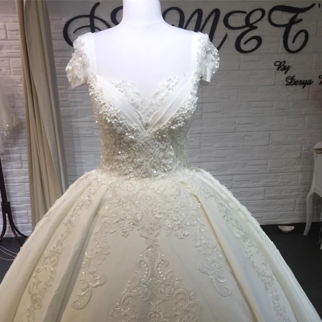 Demet's Gelinlik Evi