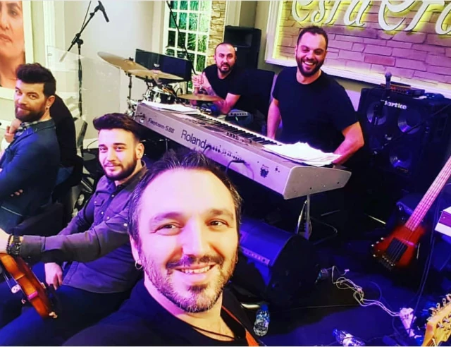 Esra Erol’da Orkestrası