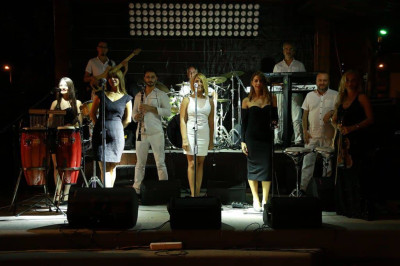 İzmir Show Band Orkestrası