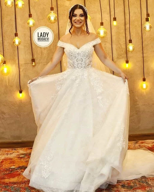 Lady Modaevi
