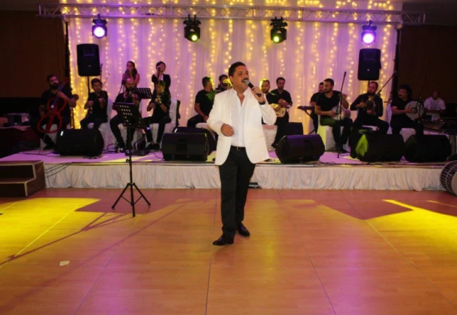 Levent Canses Ve Orkestrası