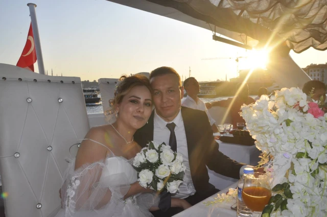 Bosphorus Teknede Düğün ve Davet Organization