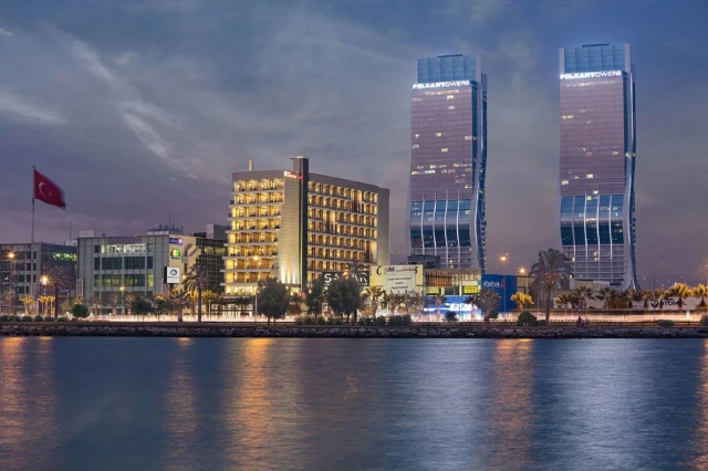 hilton-garden-inn-bayrakli (2)