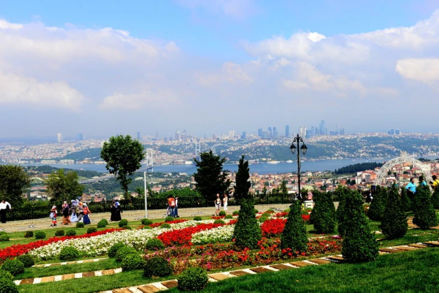 Küçük Çamlıca Sosyal Tesisleri