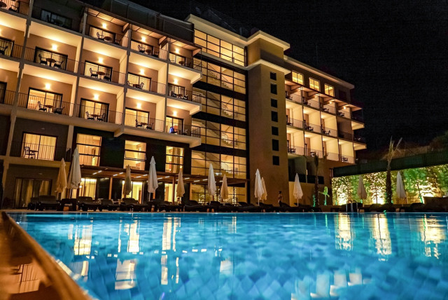 Loveyou Hotel Ayayorgi