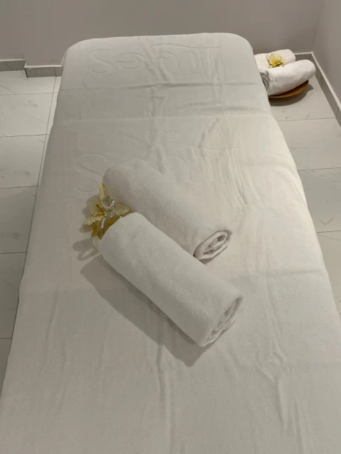 Lures Hotel