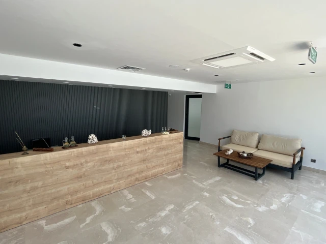 Lures Hotel