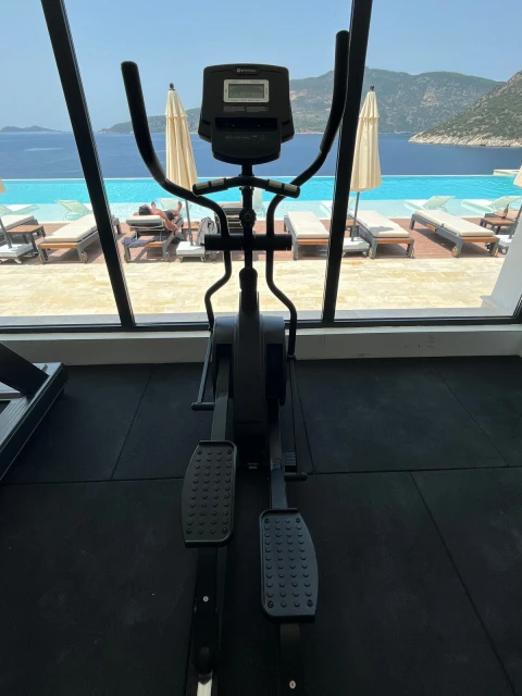 Lures Hotel