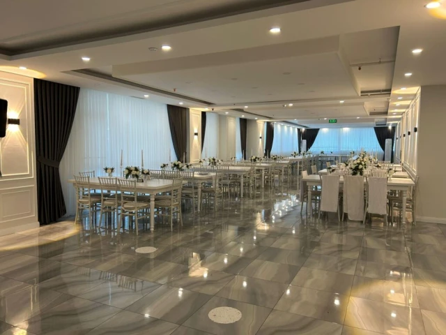 Moon Event Davet