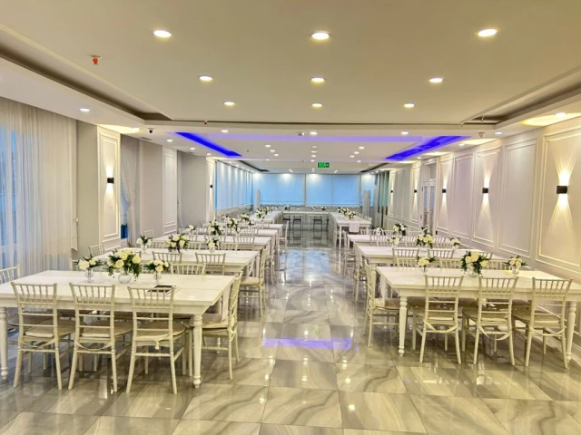 Moon Event Davet