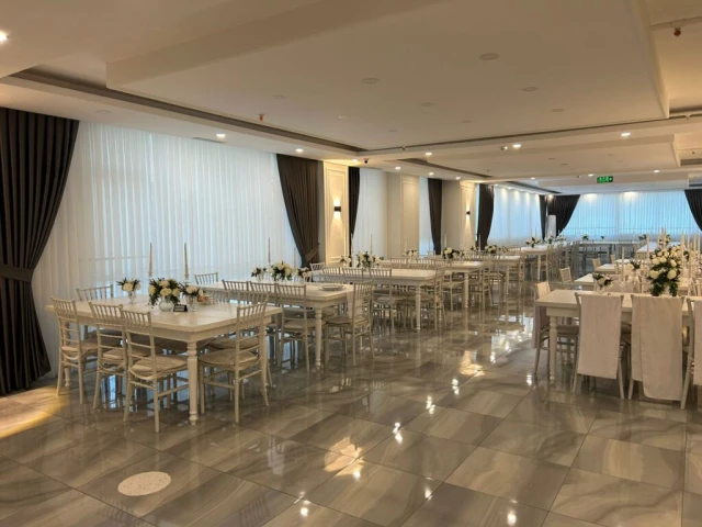 Moon Event Davet