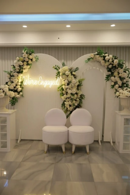 Moon Event Davet