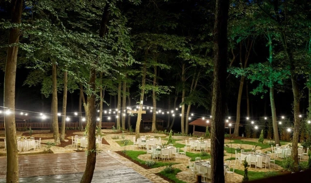 Bonjur Bahçe Davet Alanı