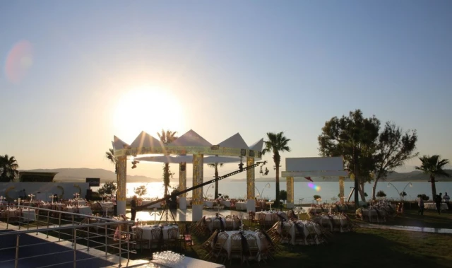White Gala Wedding Event