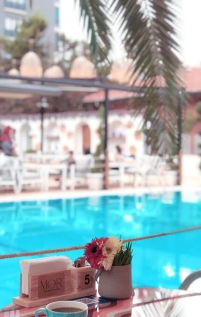 Mor Çilek Kahvaltı Evi
