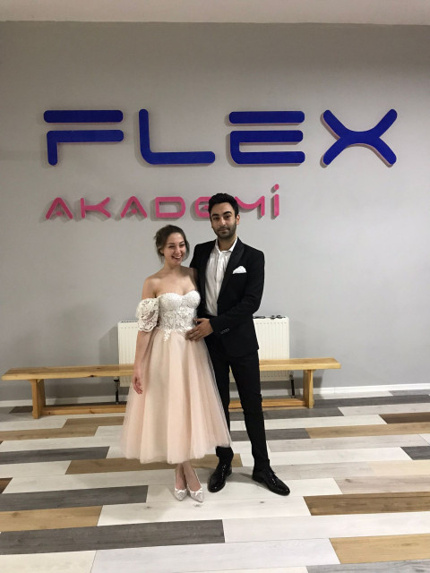 Flex Dans ve Sanat Akademi