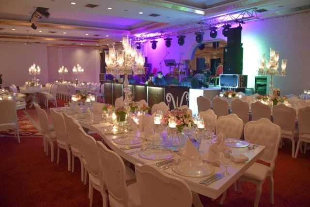 Ege Palas Business Hotel