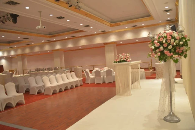 Ege Palas Business Hotel