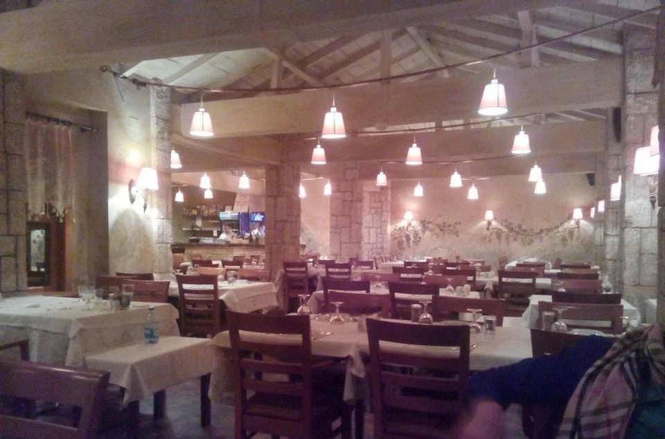 saki-rum-meyhanesi-0D052M3