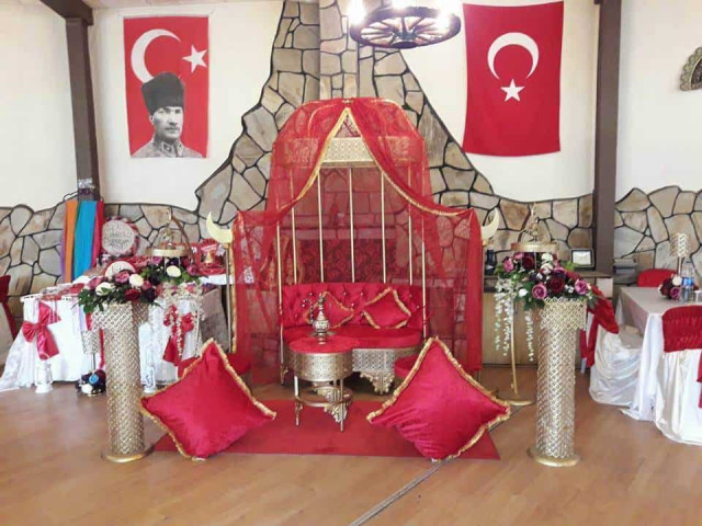 Kırmızı Değirmen Düğün Salonu