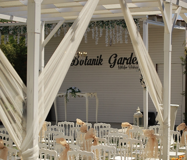 Botantik Garden Nilüfer Bahçe Kır Nikahı