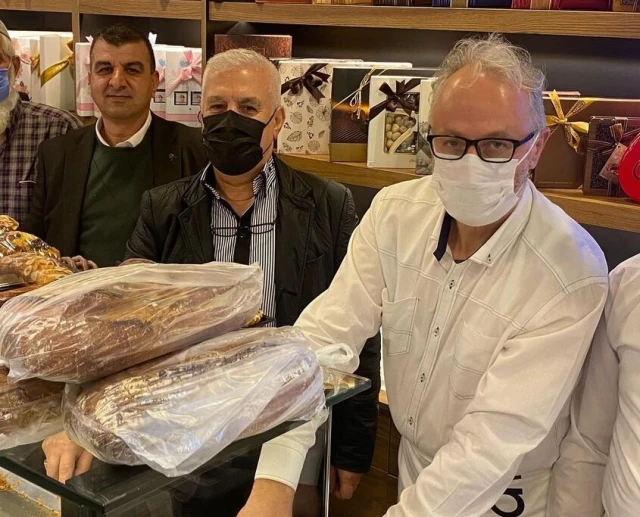 Diplomalı Börekçi