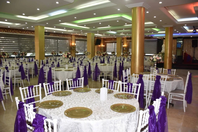 Salon Büklü
