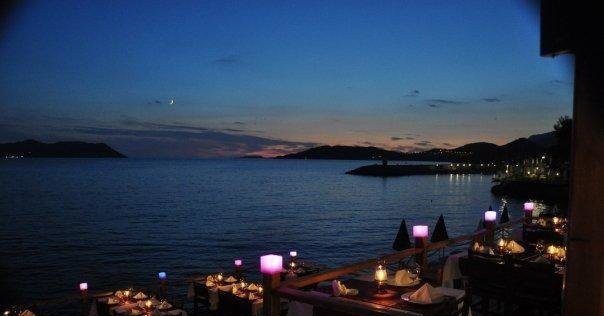 Nur Beach Restaurant