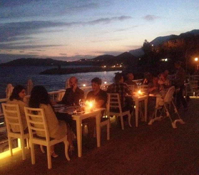 Nur Beach Restaurant