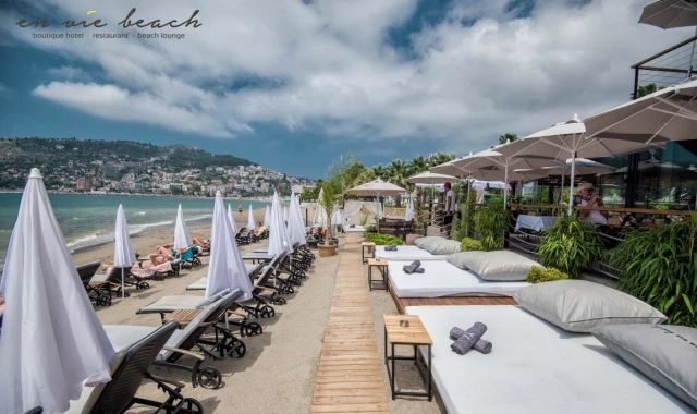 En Vie Beach