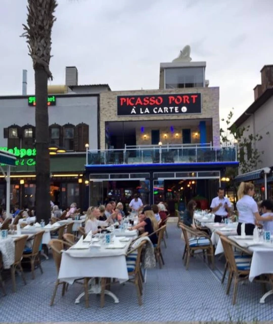 picasso-port-a-la-carte-0fdDdH1