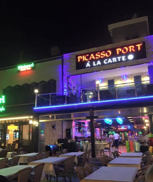 Picasso Port À la Carte