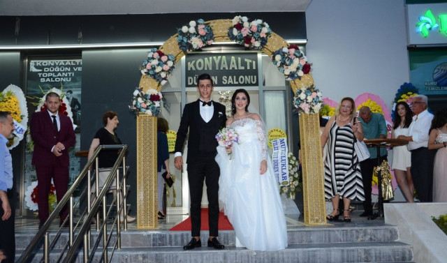 Konyaaltı Wedding