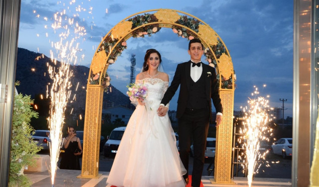 Konyaaltı Wedding