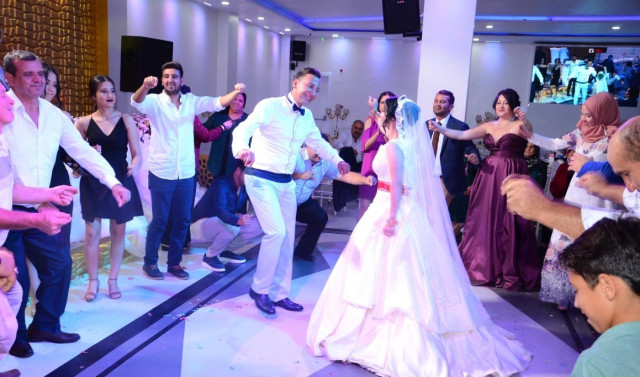 Konyaaltı Wedding