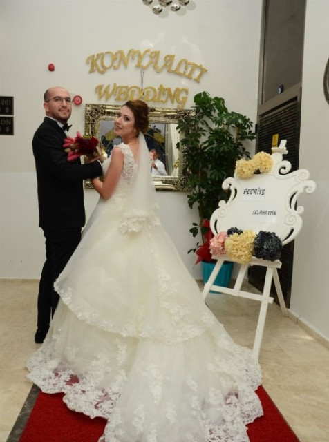 Konyaaltı Wedding