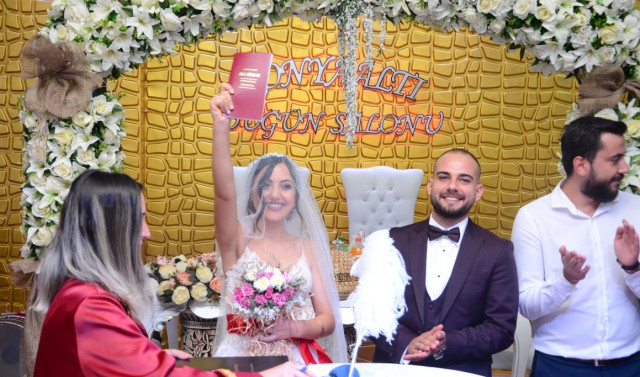 Konyaaltı Wedding