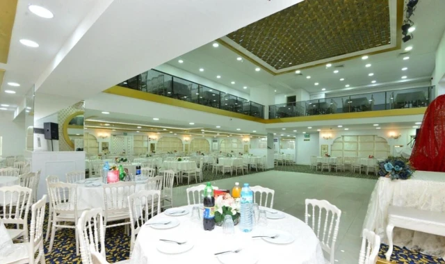 Demir Plaza