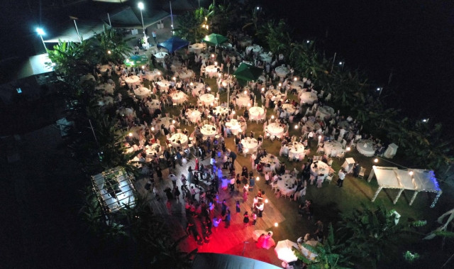 Larena Beach Wedding