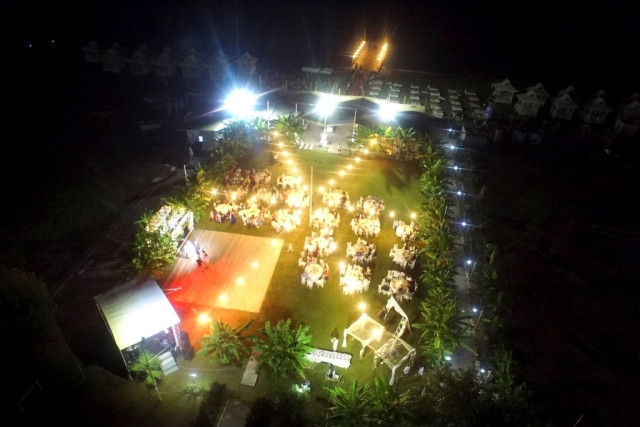 Larena Beach Wedding