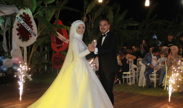 Larena Beach Wedding