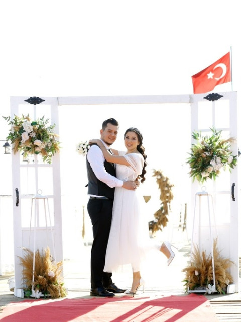 Larena Beach Wedding