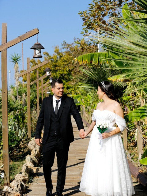 Larena Beach Wedding