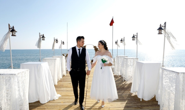 Larena Beach Wedding