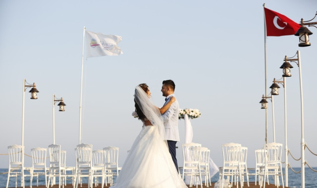 Larena Beach Wedding