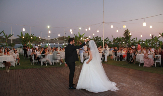 Larena Beach Wedding